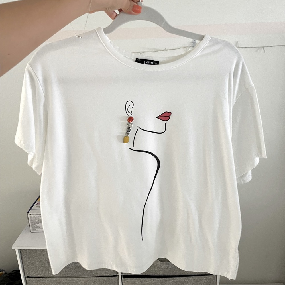 Artistic T-shirt